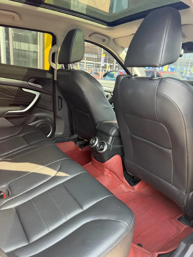 2017 WEY VV7 2.0T 234HP L4 7DCT,autocango,china used car exporter,china ev exporter,chinese used car exporter,chinese used ev exporter