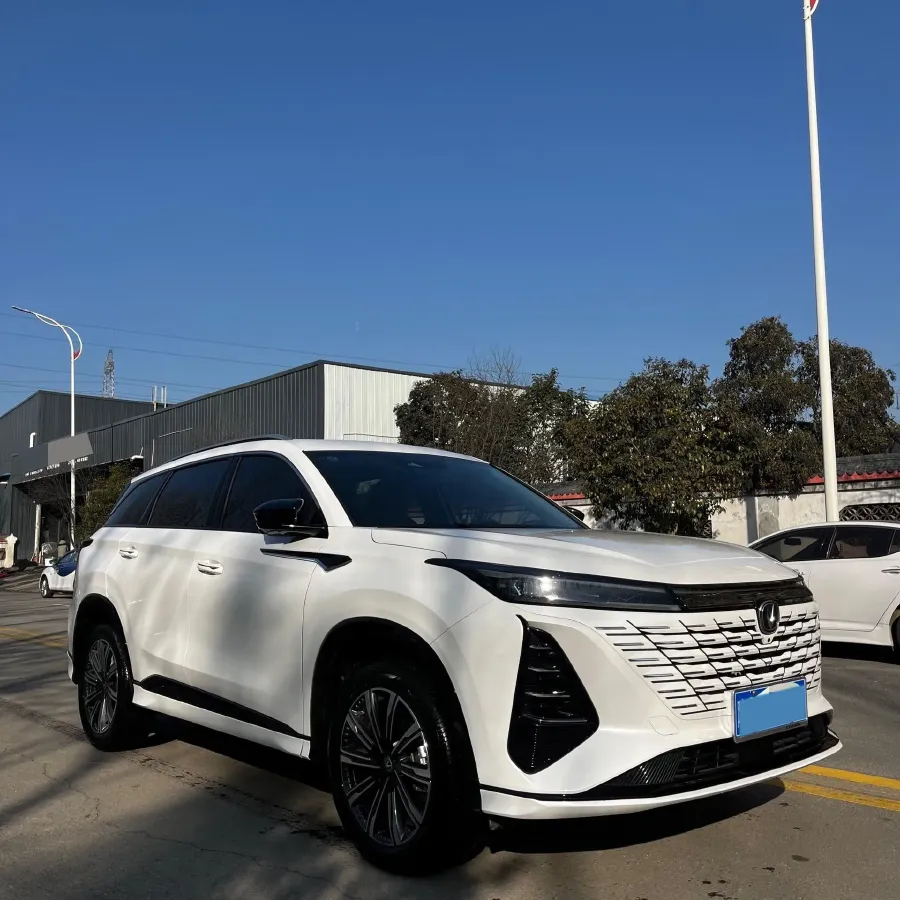 2025 ChangAn CS75 Plus 1.5T 188HP L4 8AT,autocango,china used car exporter,china ev exporter,chinese used car exporter,chinese used ev exporter