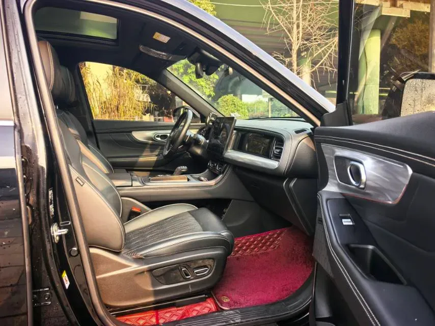 2022 GAC Trumpchi GS8 2.0T 252HP L4 8AT,autocango,china used car exporter,china ev exporter,chinese used car exporter,chinese used ev exporter