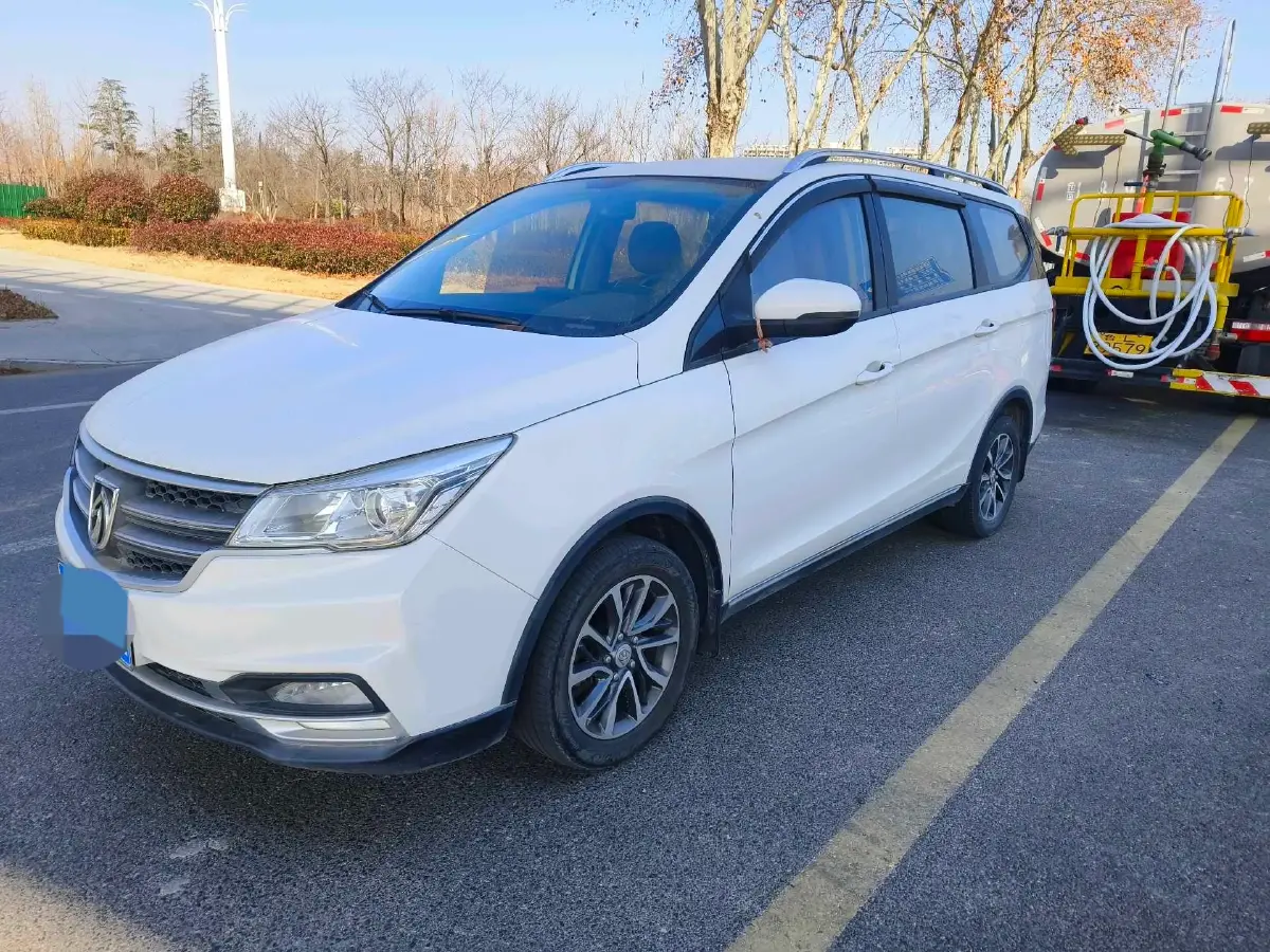2019 BaoJun 730 1.5L 105HP L4 6MT