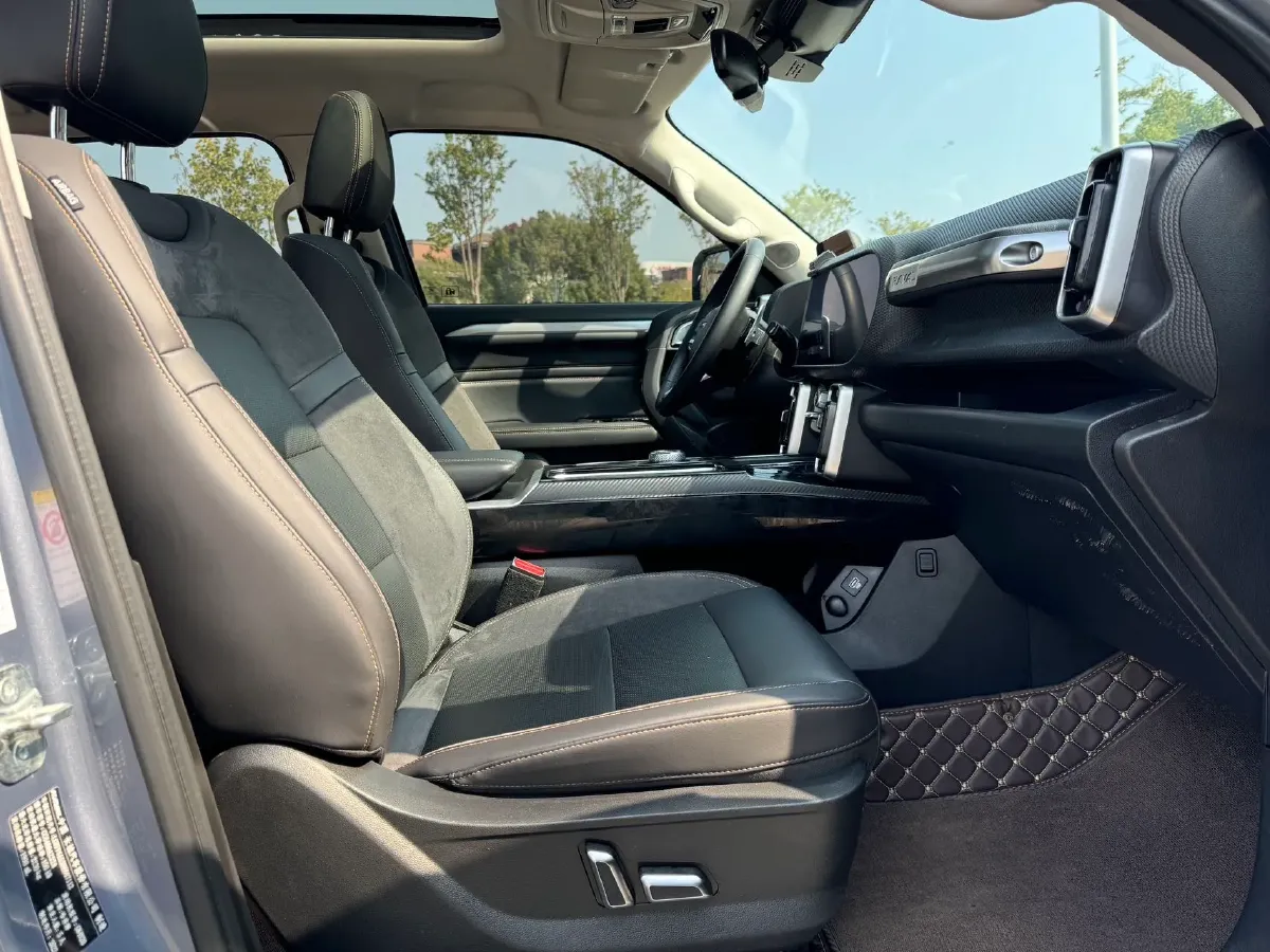 2022 Haval Dargo 2.0T 211HP L4 7DCT,autocango,china used car exporter,china ev exporter,chinese used car exporter,chinese used ev exporter