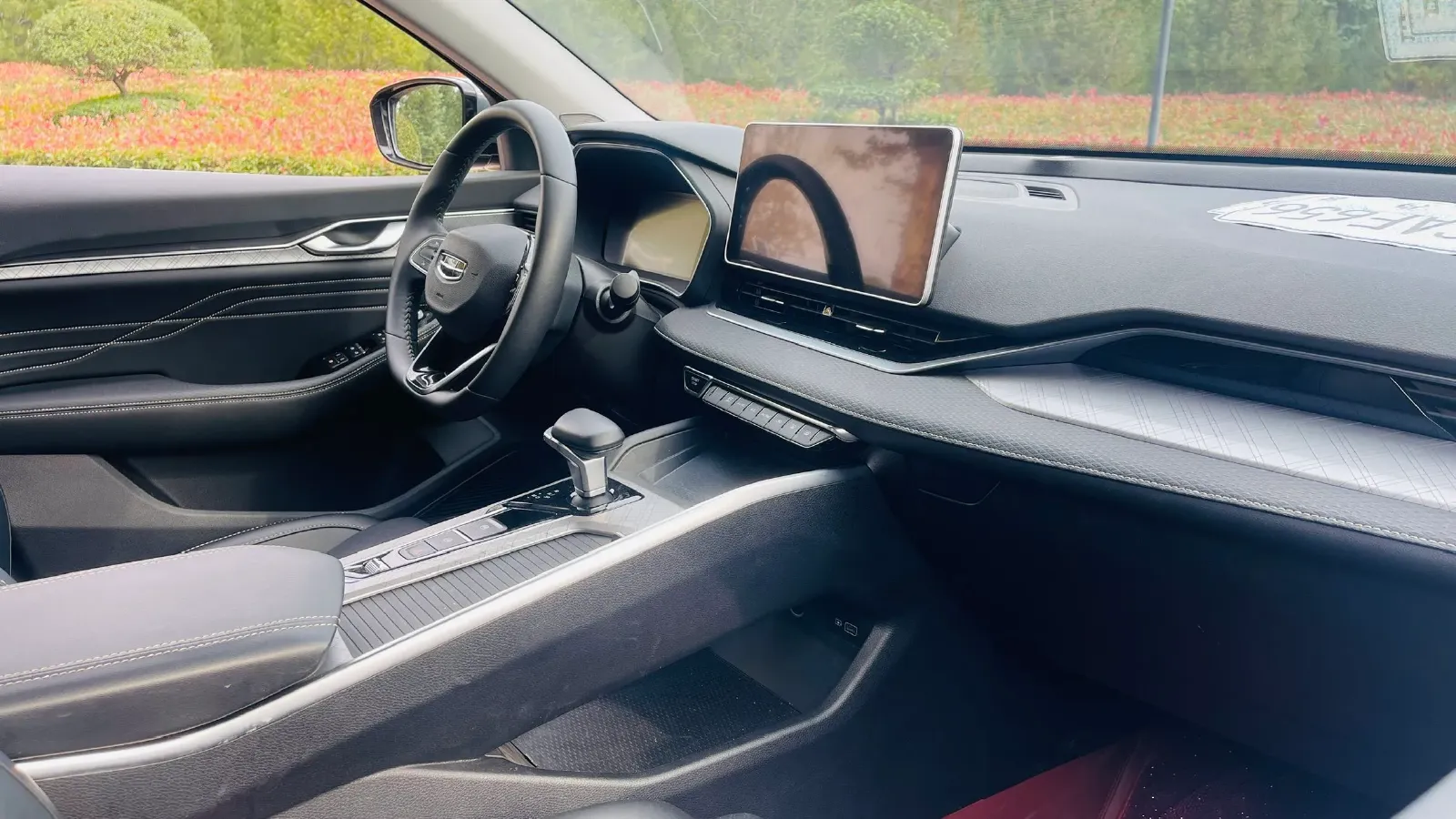 2023 Geely Preface 2.0T 190HP L4 7DCT,autocango,china used car exporter,china ev exporter,chinese used car exporter,chinese used ev exporter