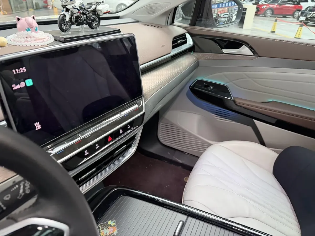 2021 Volkswagen ID.6 X BEV 83.4KWH,autocango,china used car exporter,china ev exporter,chinese used car exporter,chinese used ev exporter