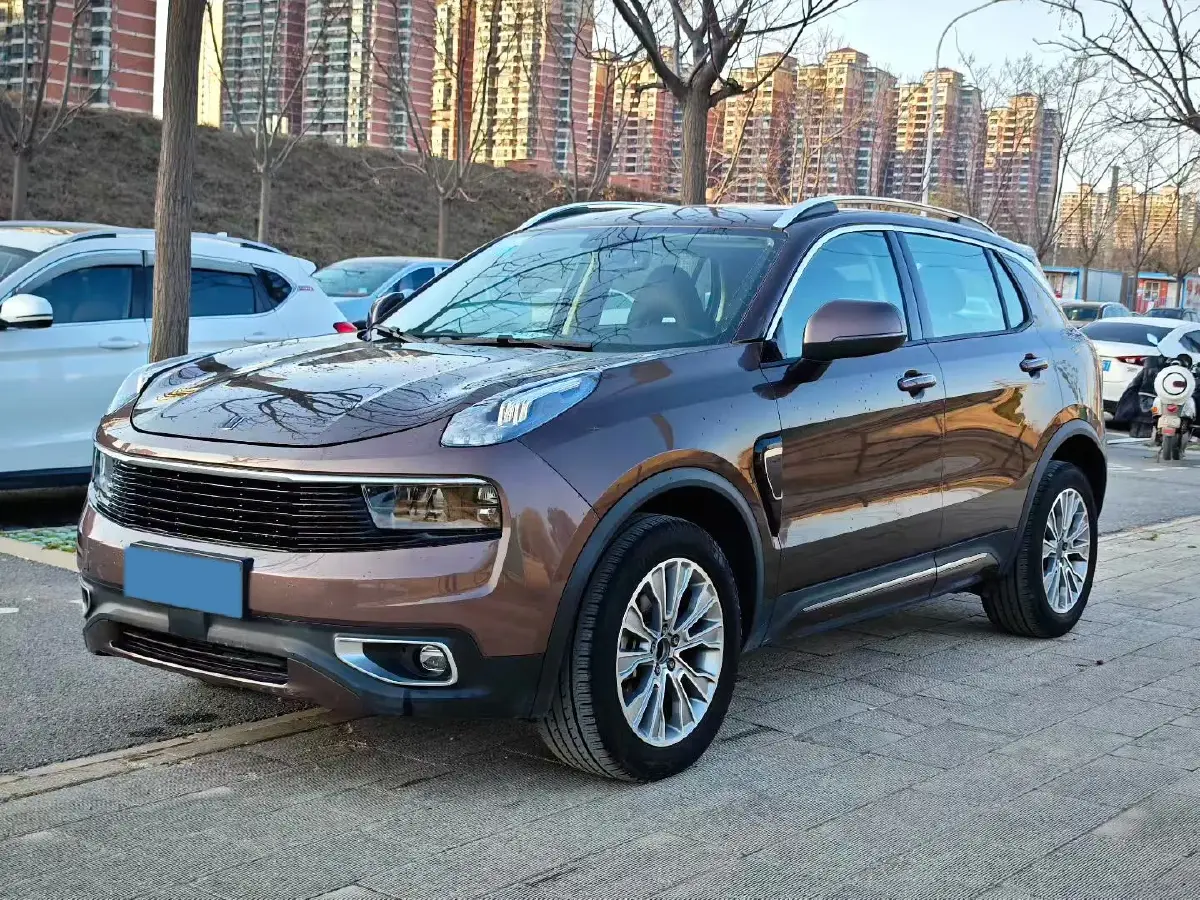 2019 LYNK&CO 02 2.0T 190HP L4 6AT
