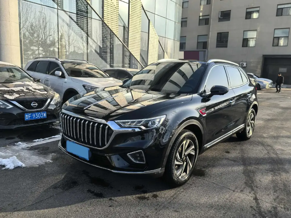 2022 HongQi HS5 2.0T 224HP L4 6AT
