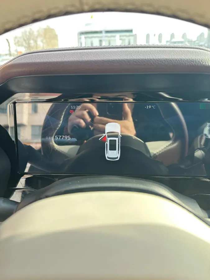 2021 Geely Monjaro 2.0T 218HP L4 7DCT,autocango,china used car exporter,china ev exporter,chinese used car exporter,chinese used ev exporter