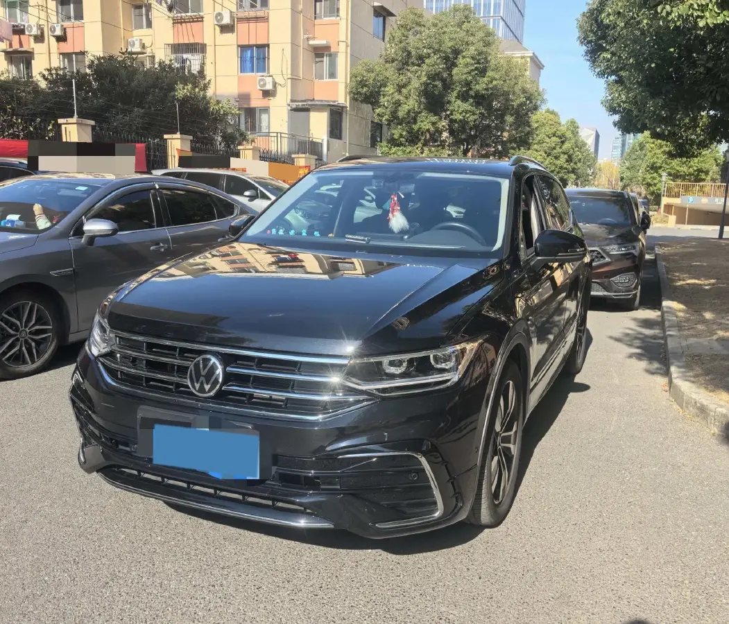 2024 Volkswagen Tiguan L 2.0T 186HP L4 7DCT