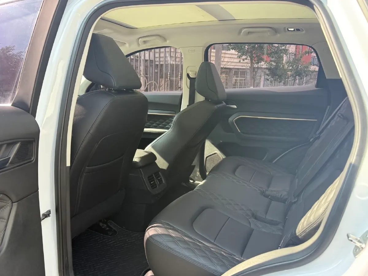 2020 Haval H6 1.5T 169HP L4 7DCT,autocango,china used car exporter,china ev exporter,chinese used car exporter,chinese used ev exporter