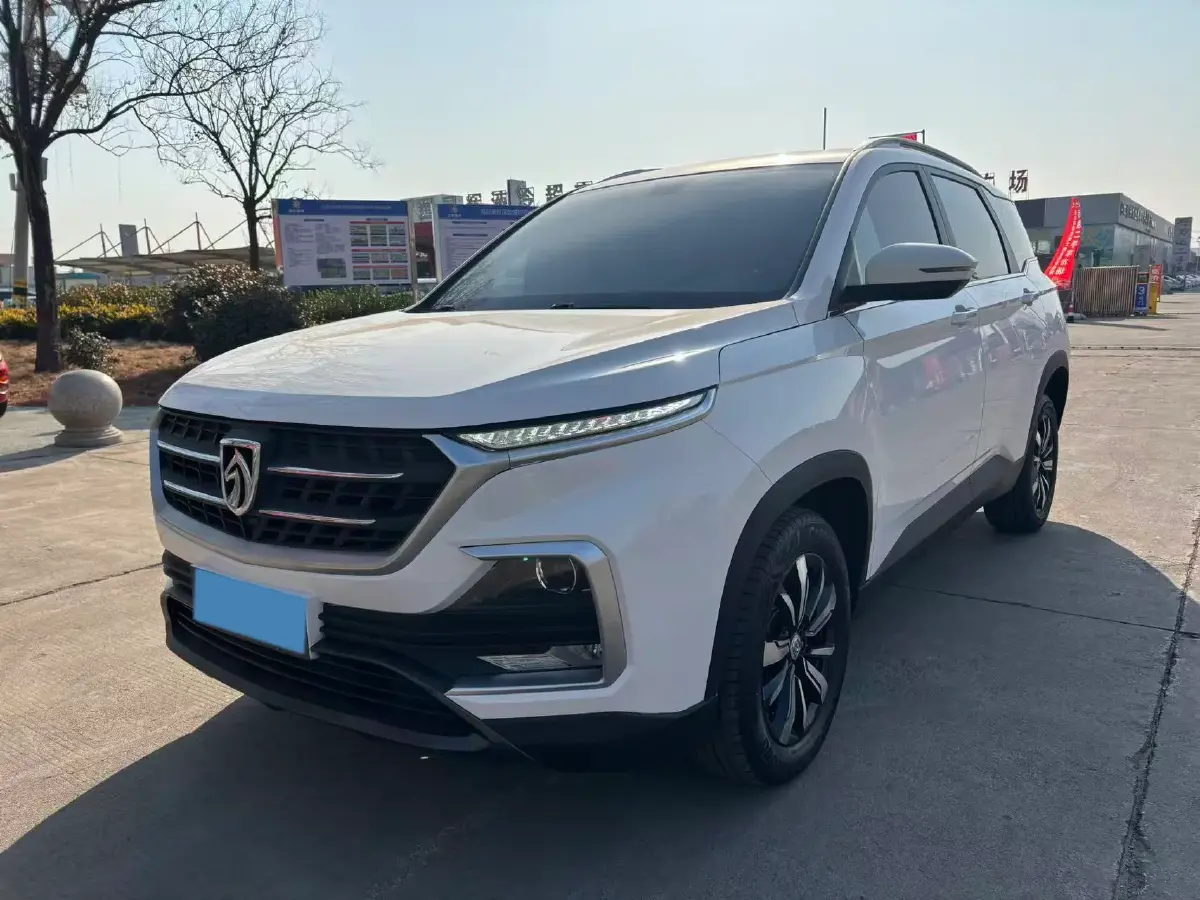 2019 BaoJun 530 1.5T 151HP L4 CVT
