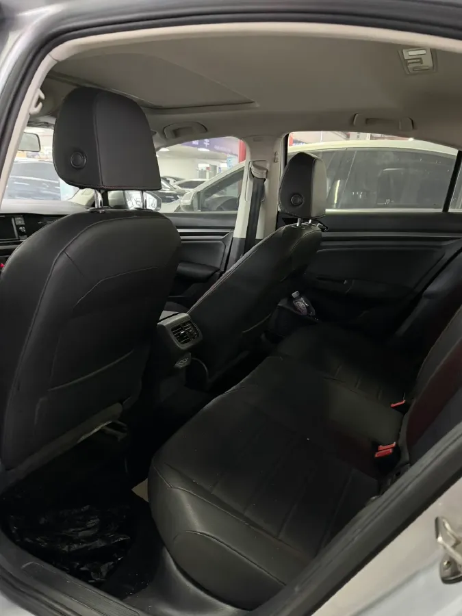 2020 Volkswagen Bora 1.5L 113HP L4 6AT,autocango,china used car exporter,china ev exporter,chinese used car exporter,chinese used ev exporter