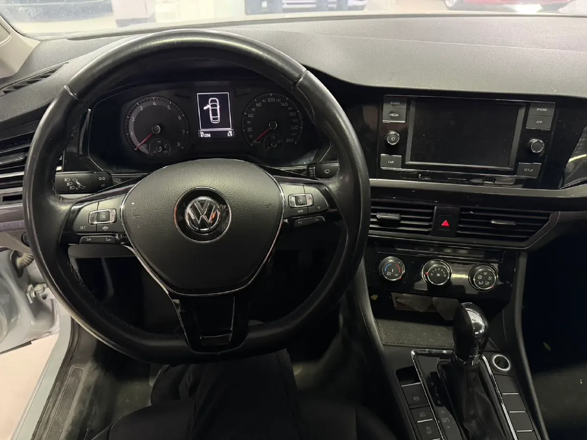 2020 Volkswagen Bora 1.5L 113HP L4 6AT,autocango,china used car exporter,china ev exporter,chinese used car exporter,chinese used ev exporter