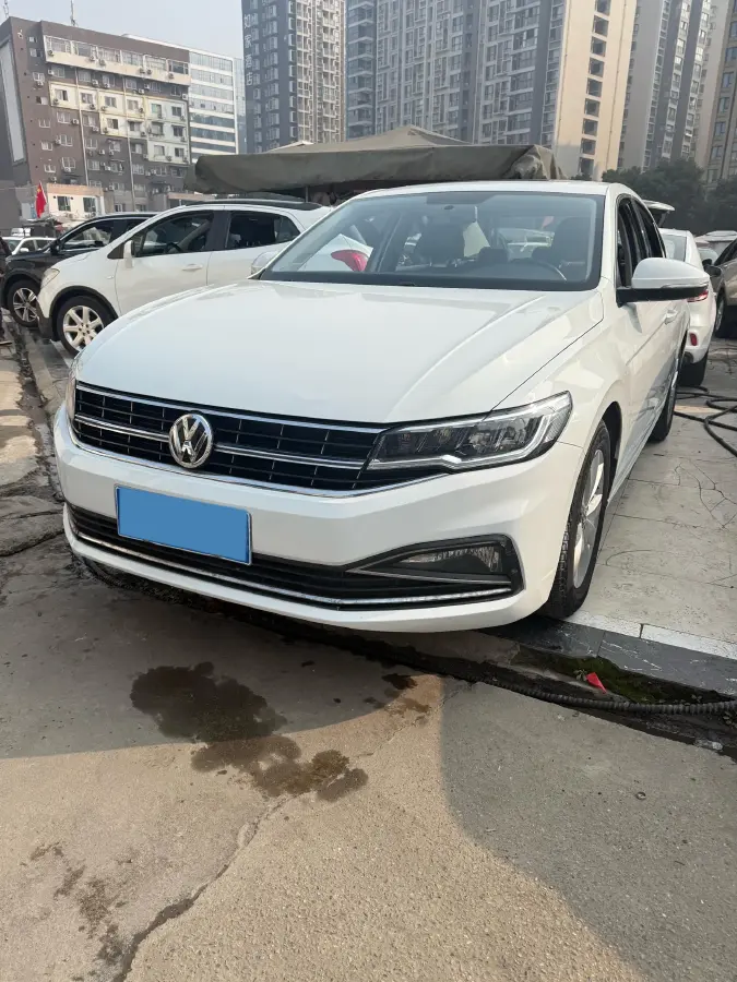 2019 Volkswagen Golf Sportsvan 1.6L 110HP L4 6AT