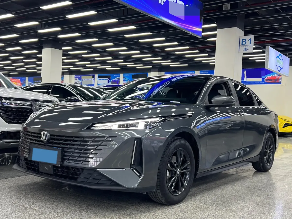 2023 ChangAn Lamore 1.5T 170HP L4 7DCT,autocango,china used car exporter,china ev exporter,chinese used car exporter,chinese used ev exporter