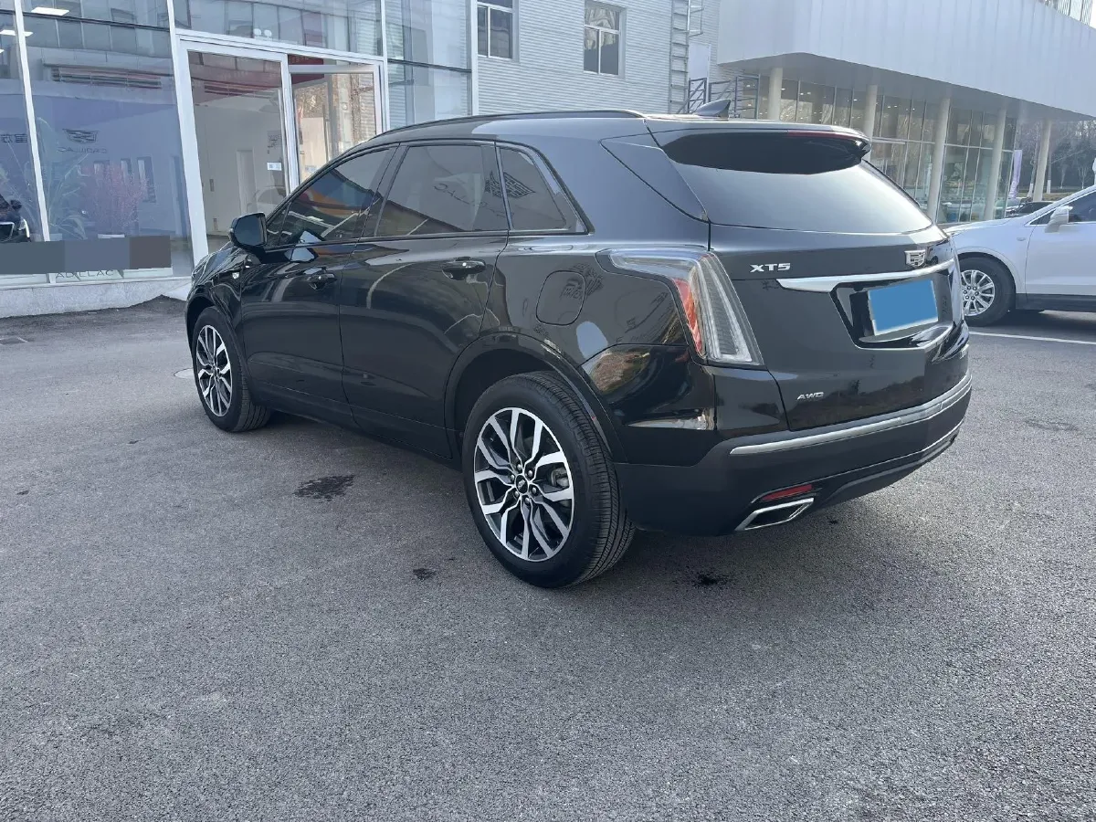 2022 Cadillac XT5 2.0T 237HP L4 9AT,autocango,china used car exporter,china ev exporter,chinese used car exporter,chinese used ev exporter