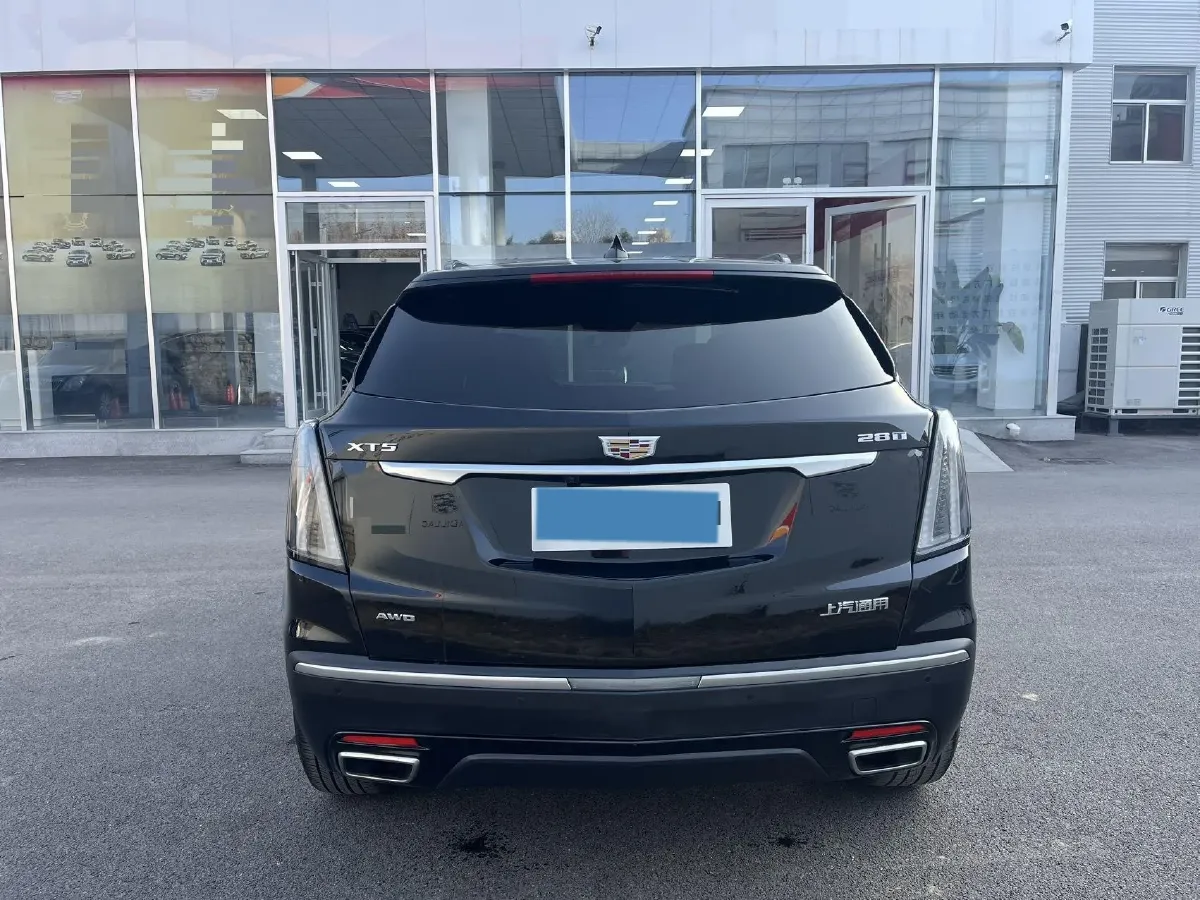2022 Cadillac XT5 2.0T 237HP L4 9AT,autocango,china used car exporter,china ev exporter,chinese used car exporter,chinese used ev exporter