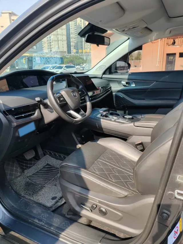 2021 ChangAn UNI-K 2.0T 233HP L4 8AT,autocango,china used car exporter,china ev exporter,chinese used car exporter,chinese used ev exporter