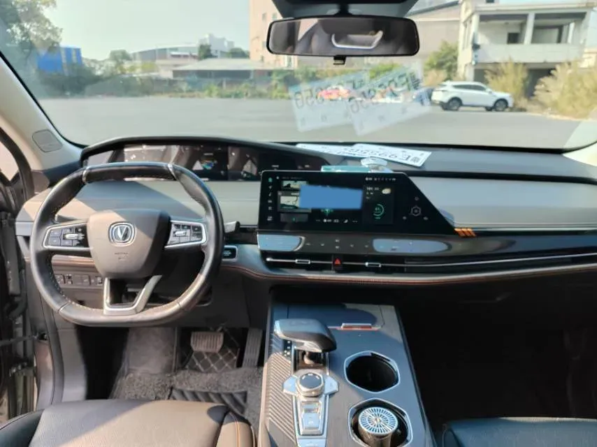 2021 ChangAn UNI-K 2.0T 233HP L4 8AT,autocango,china used car exporter,china ev exporter,chinese used car exporter,chinese used ev exporter