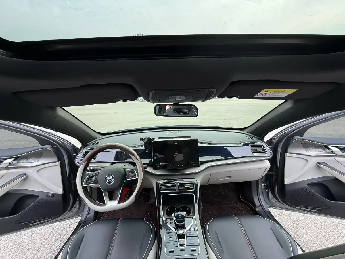 2021 Haval F7 1.5T 169HP L4 7DCT,autocango,china used car exporter,china ev exporter,chinese used car exporter,chinese used ev exporter