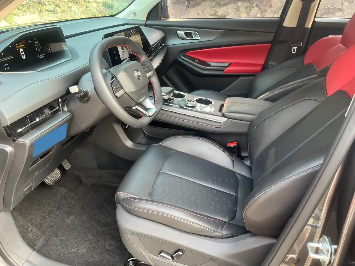 2022 ChangAn Oshan X7 Plus 1.5T 188HP L4 7DCT,autocango,china used car exporter,china ev exporter,chinese used car exporter,chinese used ev exporter