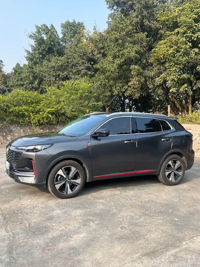 2022 ChangAn Oshan X7 Plus 1.5T 188HP L4 7DCT,autocango,china used car exporter,china ev exporter,chinese used car exporter,chinese used ev exporter