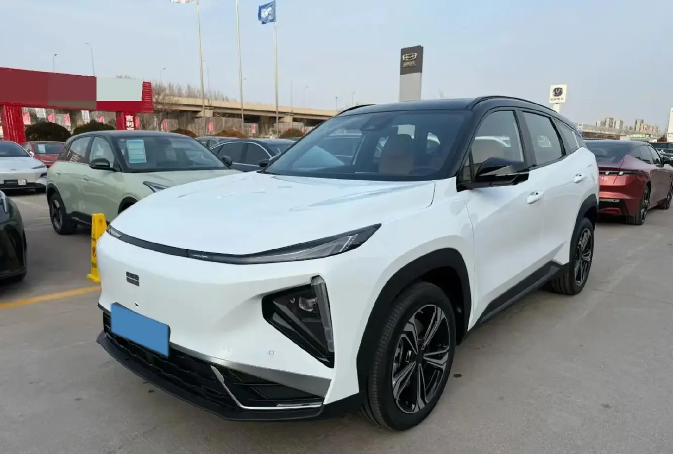 2025 Geely Galaxy L7 1.5L 112HP L4 1DHT PHEV 18.4KWH