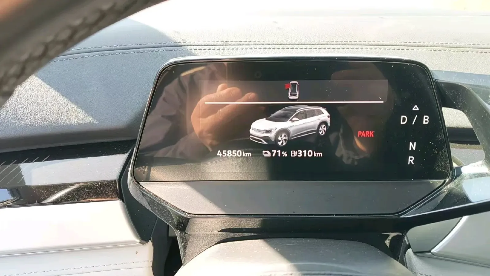 2022 Volkswagen ID.6 Crozz BEV 84.8KWH,autocango,china used car exporter,china ev exporter,chinese used car exporter,chinese used ev exporter