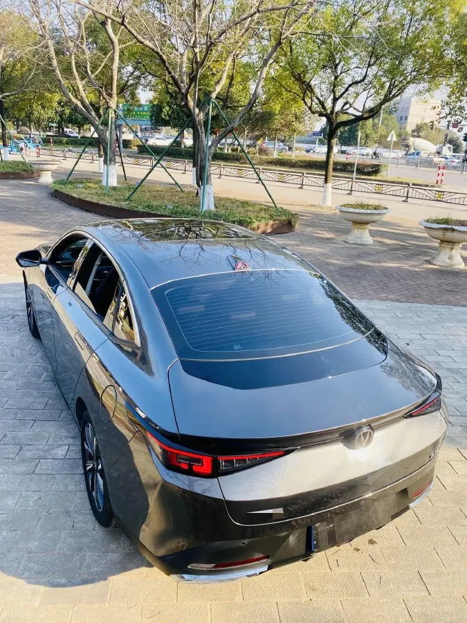 2023 ChangAn Oshan Z6 1.5T 188HP L4 7DCT,autocango,china used car exporter,china ev exporter,chinese used car exporter,chinese used ev exporter