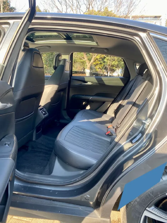 2023 ChangAn Oshan Z6 1.5T 188HP L4 7DCT,autocango,china used car exporter,china ev exporter,chinese used car exporter,chinese used ev exporter