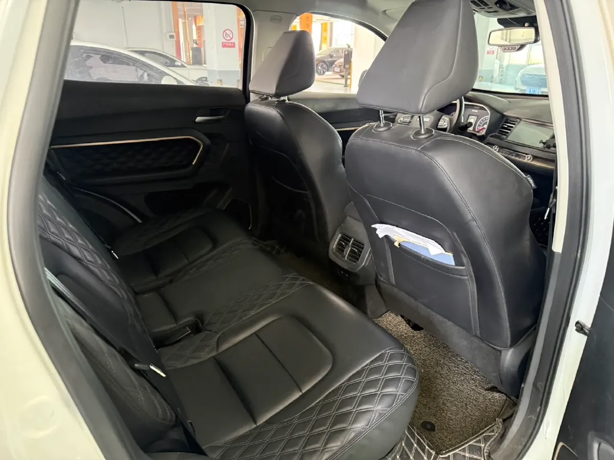 2020 Haval H6 1.5T 169HP L4 7DCT,autocango,china used car exporter,china ev exporter,chinese used car exporter,chinese used ev exporter