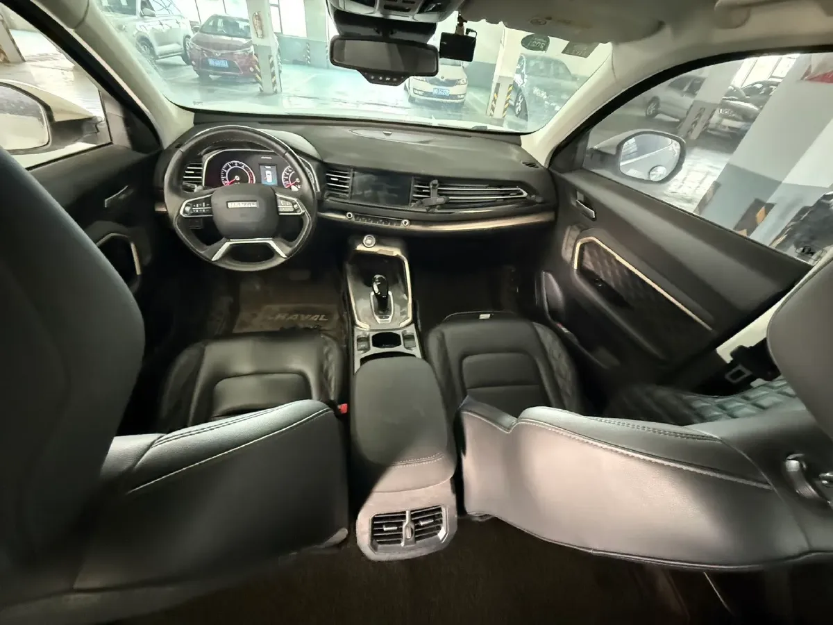 2020 Haval H6 1.5T 169HP L4 7DCT,autocango,china used car exporter,china ev exporter,chinese used car exporter,chinese used ev exporter