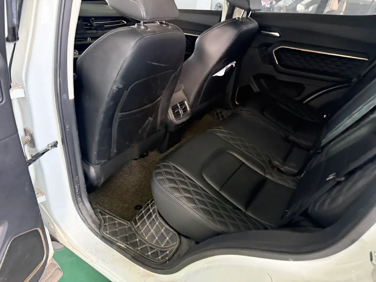 2020 Haval H6 1.5T 169HP L4 7DCT,autocango,china used car exporter,china ev exporter,chinese used car exporter,chinese used ev exporter