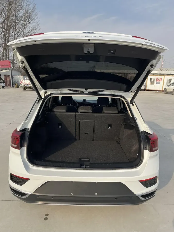 2021 Volkswagen T-Roc 1.4T 150HP L4 7DCT,autocango,china used car exporter,china ev exporter,chinese used car exporter,chinese used ev exporter
