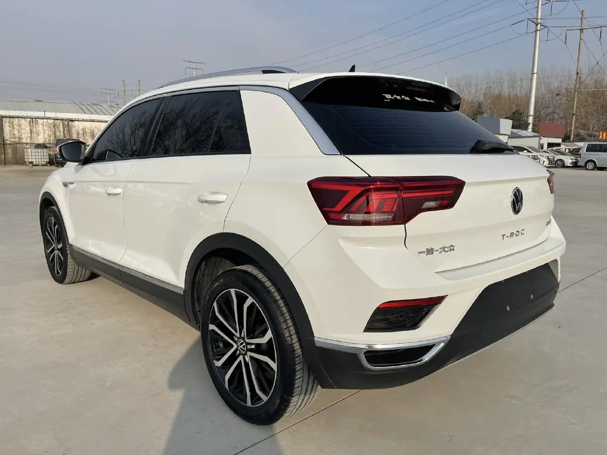 2021 Volkswagen T-Roc 1.4T 150HP L4 7DCT,autocango,china used car exporter,china ev exporter,chinese used car exporter,chinese used ev exporter