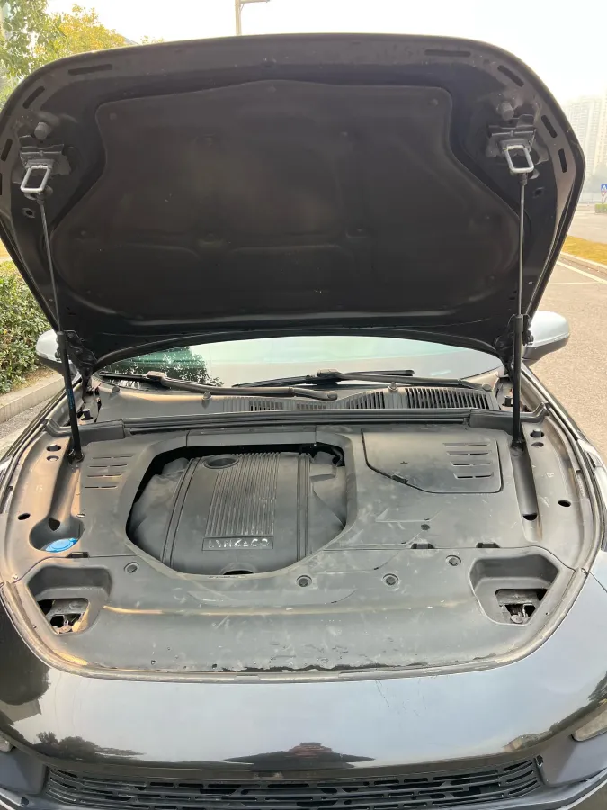 2019 Qoros 5 1.6T 197HP L4 7DCT,autocango,china used car exporter,china ev exporter,chinese used car exporter,chinese used ev exporter