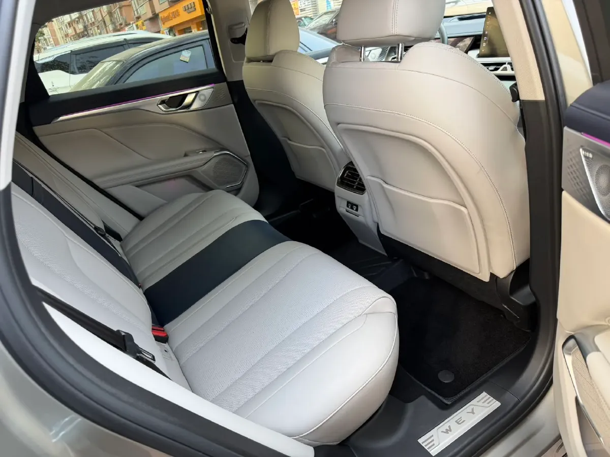 2024 WEY Mocha 1.5T 170HP L4 4DHT PHEV 35.04KWH,autocango,china used car exporter,china ev exporter,chinese used car exporter,chinese used ev exporter