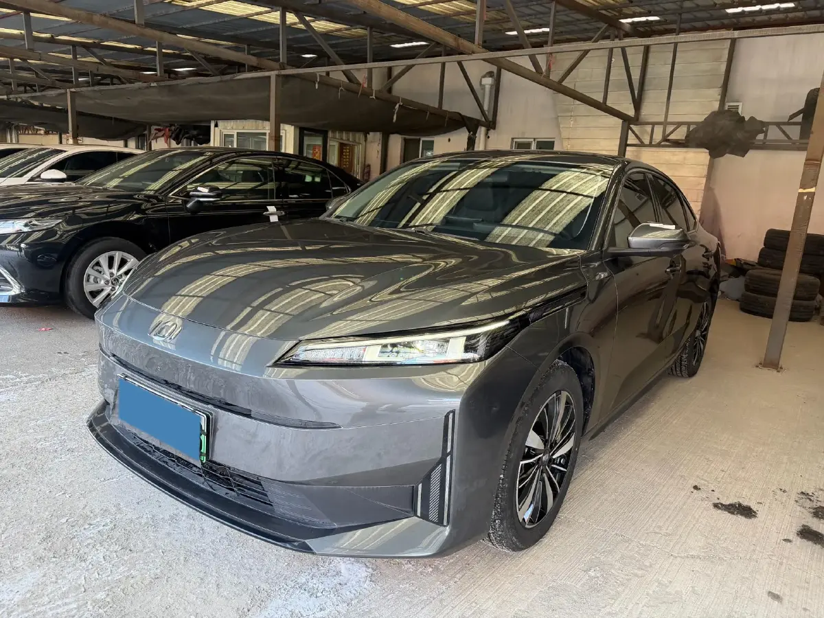 2024 ChangAn QiYuan A05 1.5L 110HP L4 E-CVT PHEV 18.99KWH