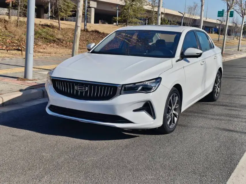 2022 Geely Emgrand 1.5L 114HP L4 CVT