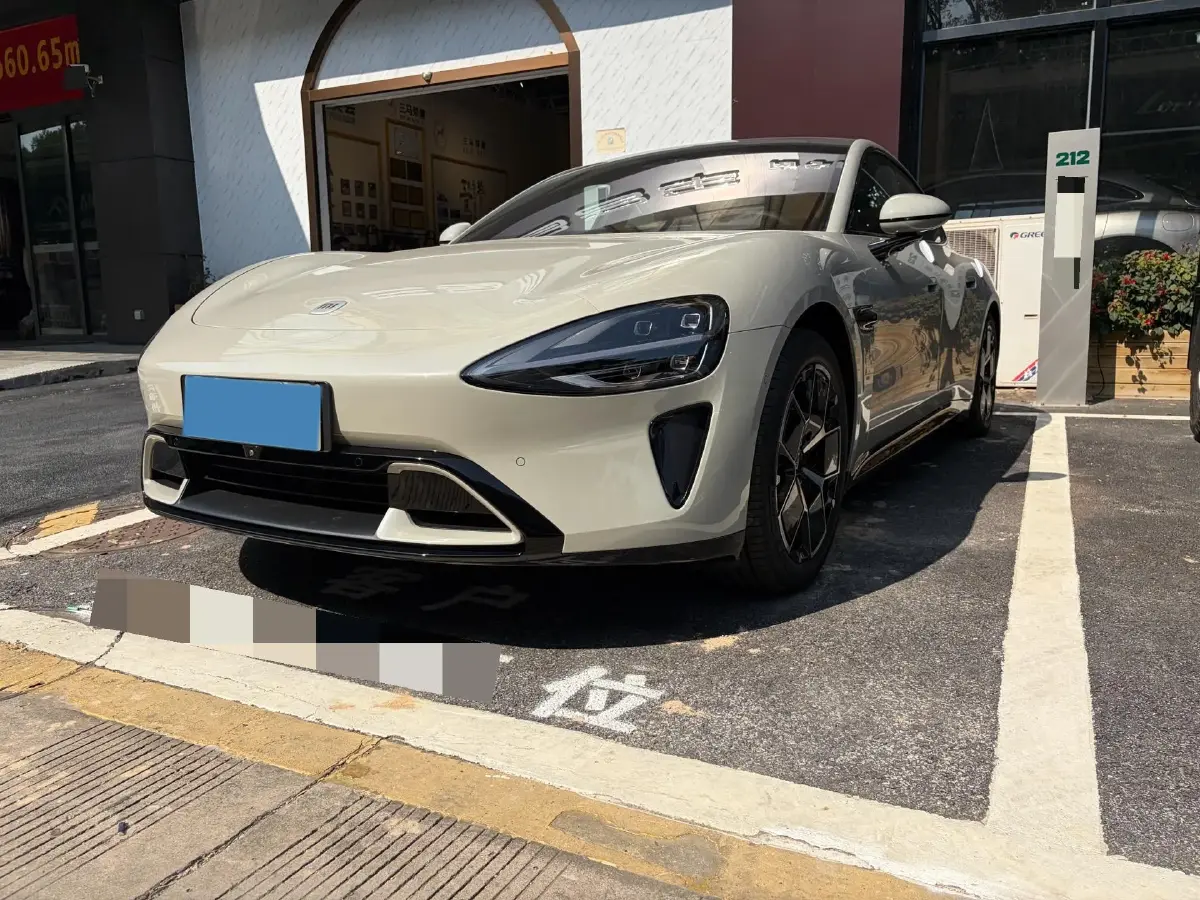 2024 MI SU7 BEV 73.6KWH