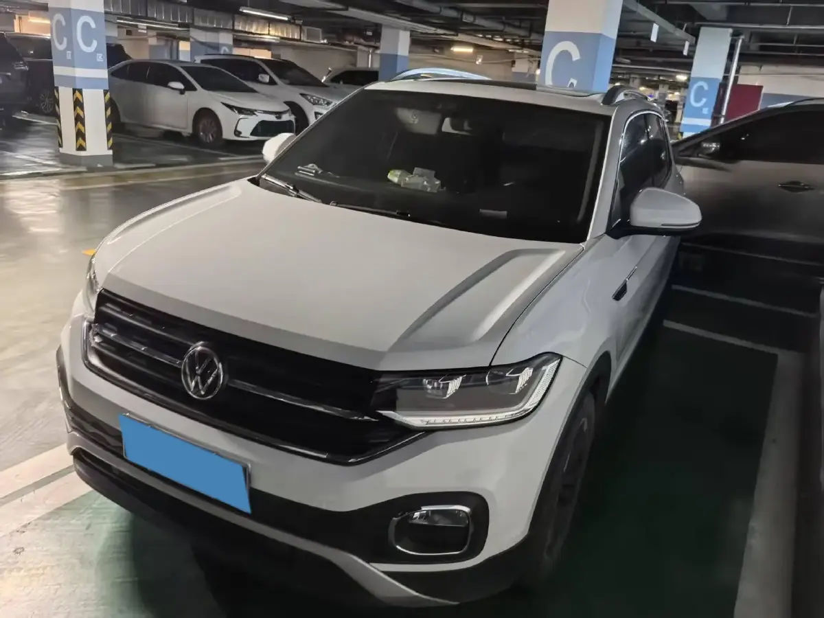 2021 Volkswagen Tacqua 1.5L 113HP L4 6AT