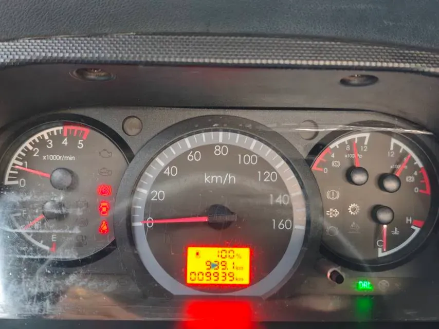 2015 Volkswagen Tiguan 1.8T 160HP L4 6MT,autocango,china used car exporter,china ev exporter,chinese used car exporter,chinese used ev exporter