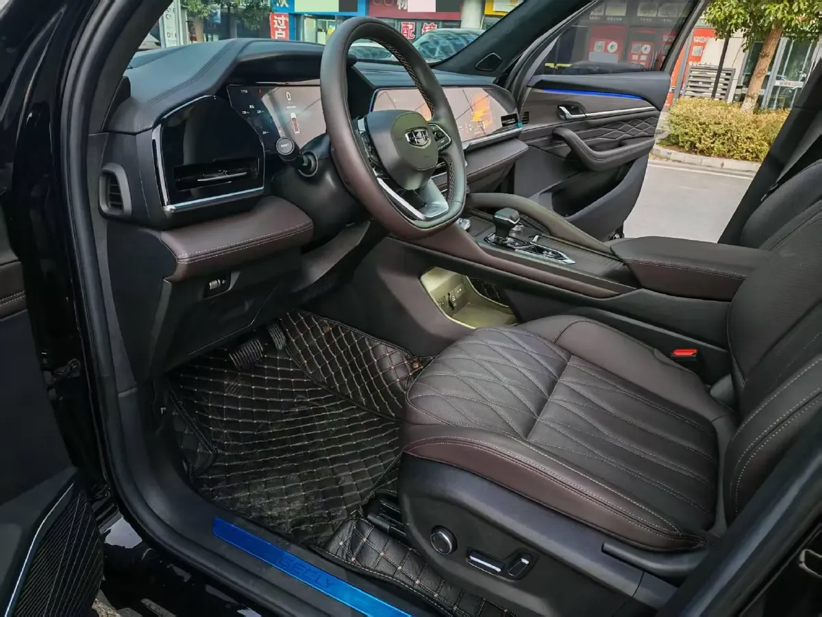 2025 Geely Monjaro 2.0T 238HP L4 8AT,autocango,china used car exporter,china ev exporter,chinese used car exporter,chinese used ev exporter