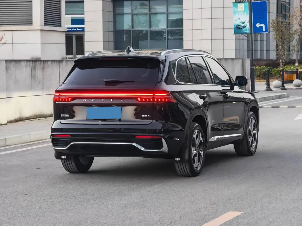 2025 Geely Monjaro 2.0T 238HP L4 8AT,autocango,china used car exporter,china ev exporter,chinese used car exporter,chinese used ev exporter