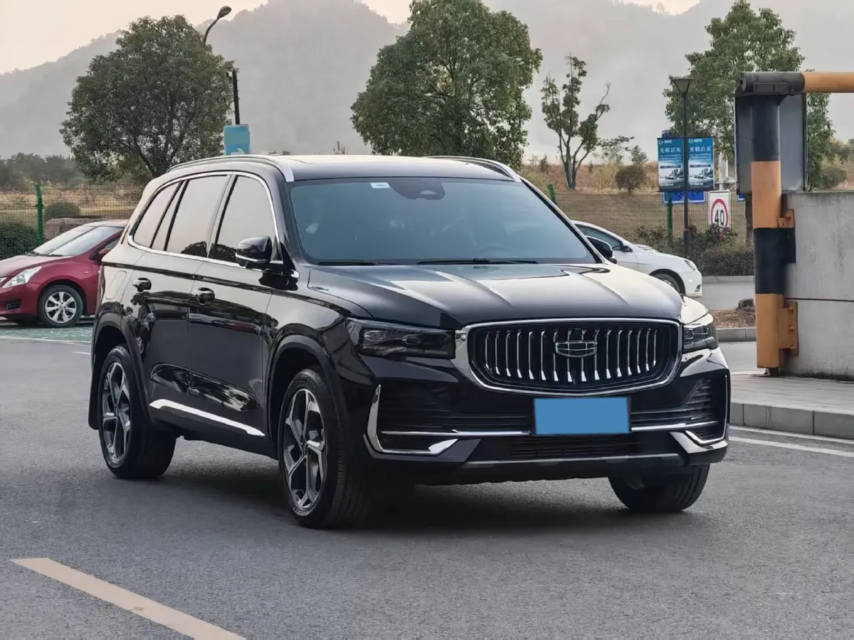 2025 Geely Monjaro 2.0T 238HP L4 8AT,autocango,china used car exporter,china ev exporter,chinese used car exporter,chinese used ev exporter