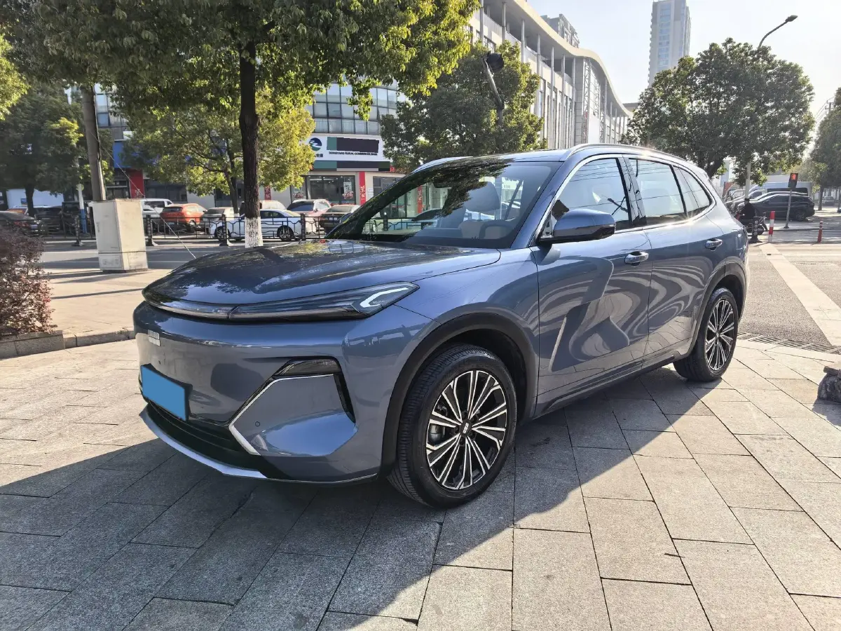 2025 BYD Sea Lion 05 DM-i 1.5L 101HP L4 E-CVT PHEV 18.3KWH