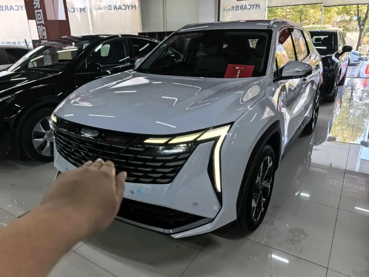 2023 Geely StarRay 1.5T 181HP L4 7DCT,autocango,china used car exporter,china ev exporter,chinese used car exporter,chinese used ev exporter