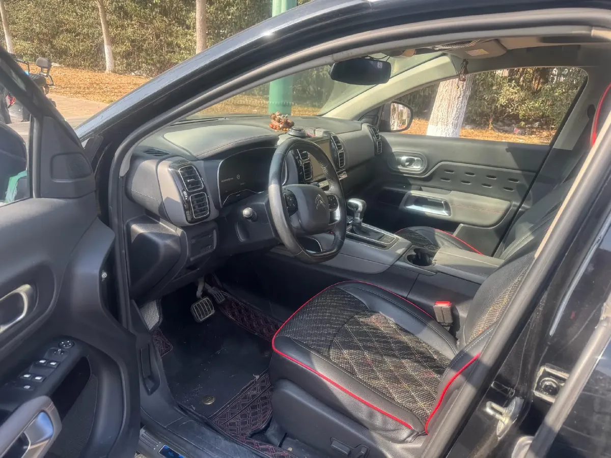 2017 Citroen C5 1.6T 167HP L4 6AT,autocango,china used car exporter,china ev exporter,chinese used car exporter,chinese used ev exporter