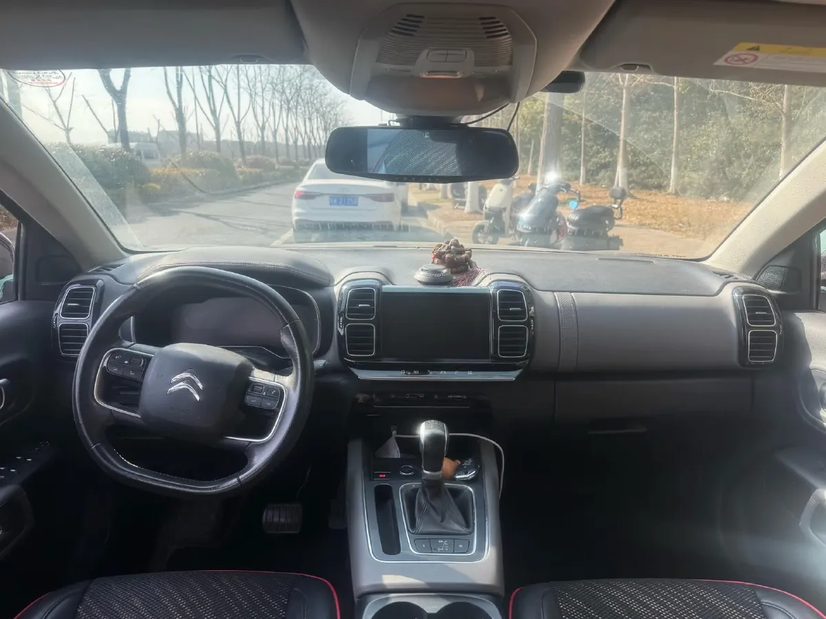 2017 Citroen C5 1.6T 167HP L4 6AT,autocango,china used car exporter,china ev exporter,chinese used car exporter,chinese used ev exporter