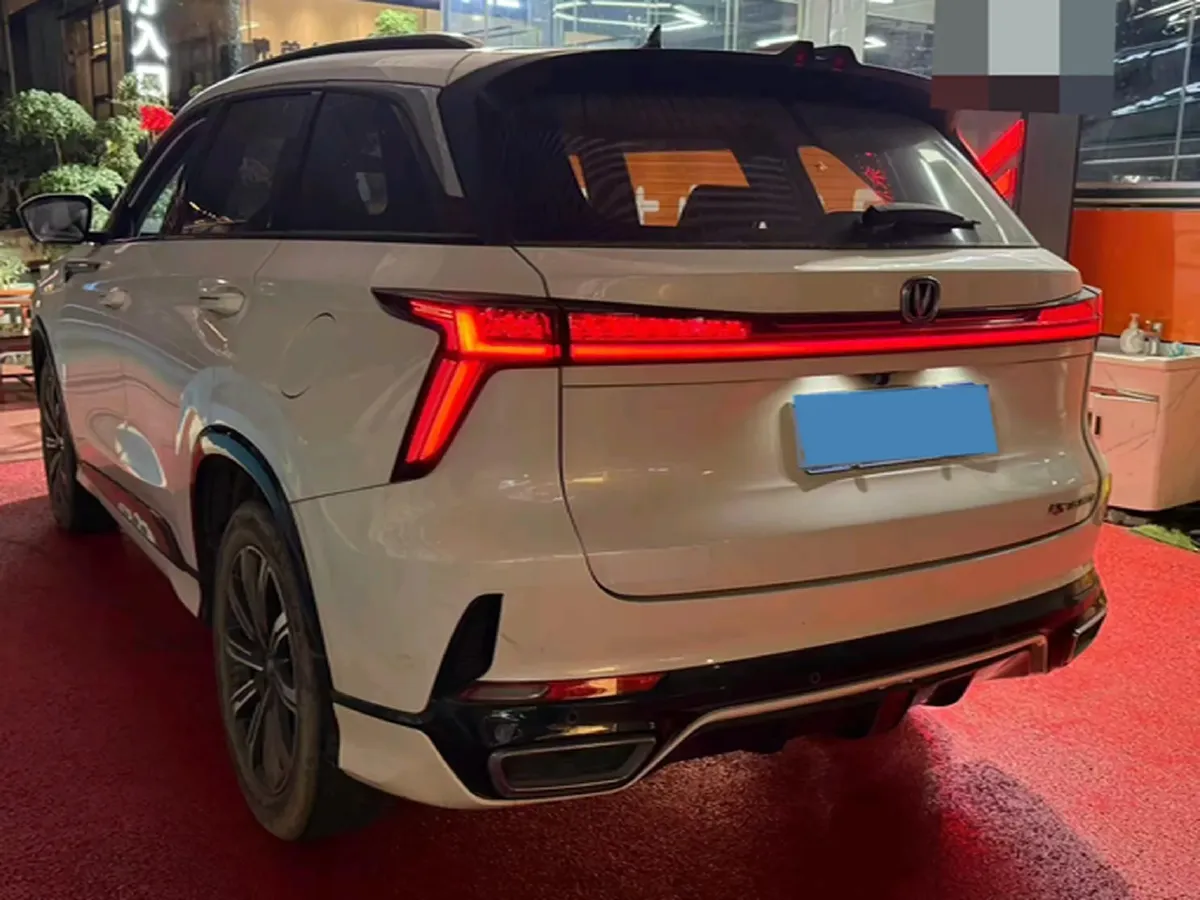 2024 ChangAn CS75 Plus 1.5T 188HP L4 8AT,autocango,china used car exporter,china ev exporter,chinese used car exporter,chinese used ev exporter