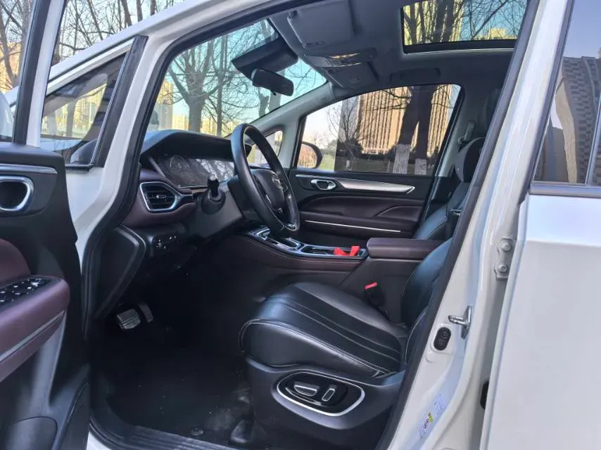 2021 GAC Trumpchi M6 1.5T 169HP L4 7DCT,autocango,china used car exporter,china ev exporter,chinese used car exporter,chinese used ev exporter