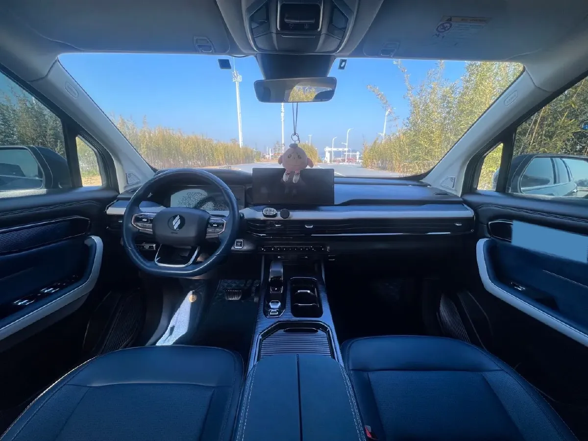 2023 Livan 9 BEV 66.57KWH,autocango,china used car exporter,china ev exporter,chinese used car exporter,chinese used ev exporter